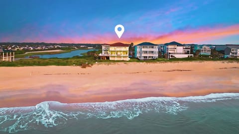 Walk out your back door and onto the picturesque Palm Coast shoreline!