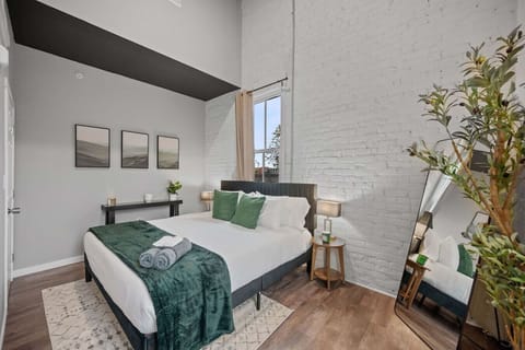Your cozy retreat with fresh linens