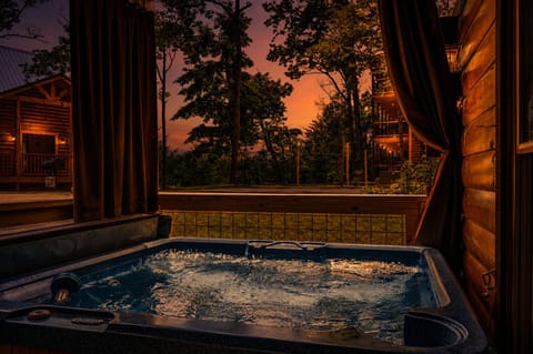 Hot tub nights just hit different in the Smokies