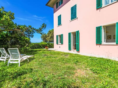 Blue, Green, Villa, Balcony