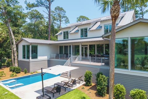 49 Sea Lane | Stunning backyard w/ private pool & fairway views - 49 Sea Lane | Stunning backyard w/ private pool & fairway views