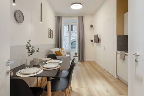 Apartment, 1 Queen Bed with Sofa bed, Non Smoking, Air conditioning | Private kitchen