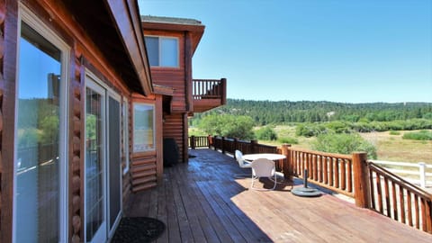 Superior House, 3 Bedrooms, Non Smoking, Lake View | Balcony