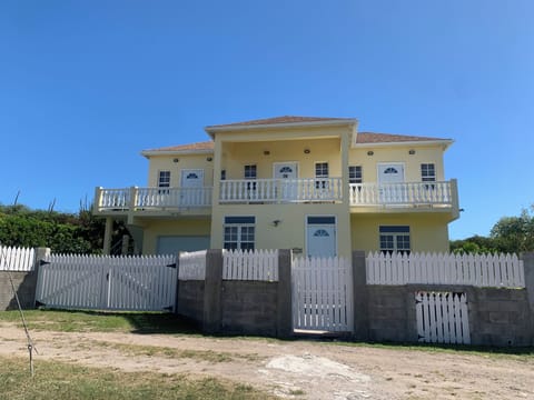 Sunshine Villa