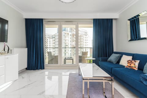 Classic Apartment, Balcony, Sea View | Iron/ironing board, free WiFi