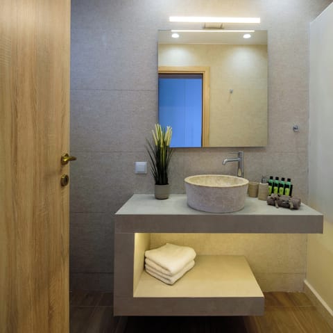Suite, Balcony, Sea View | Bathroom | Slippers