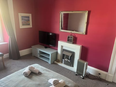 Deluxe Double Room, Harbor View | Blackout drapes, iron/ironing board, free WiFi