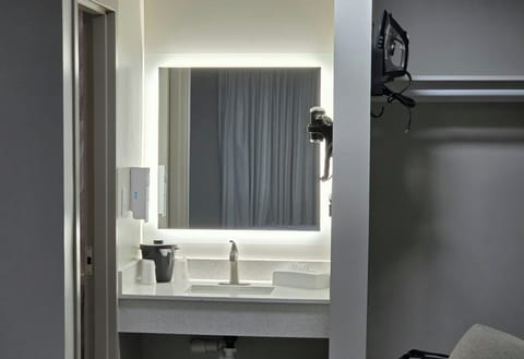 Free toiletries, hair dryer, towels, soap