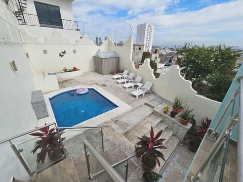 Pool, Park & Ocean - Centro Home (2053)