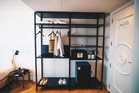 Egyptian cotton sheets, premium bedding, down comforters