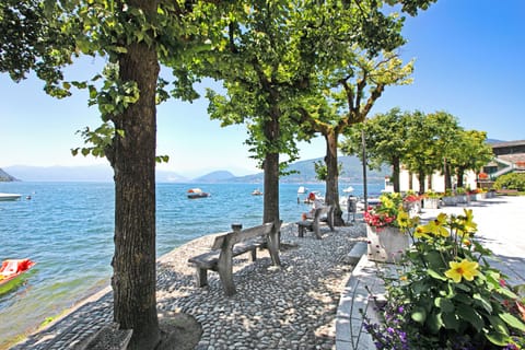 Family Apartment, 1 Bedroom, Balcony, Lakeside (Il Porticciolo Lake Front) | Property grounds