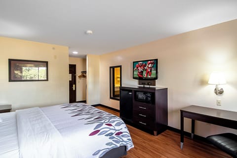 Desk, iron/ironing board, cribs (free), WiFi (free)