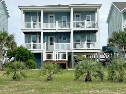 Front of House
JR 6.2025