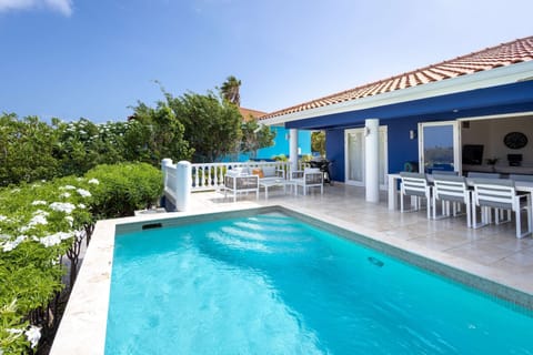 House | 3 bedrooms, Internet
