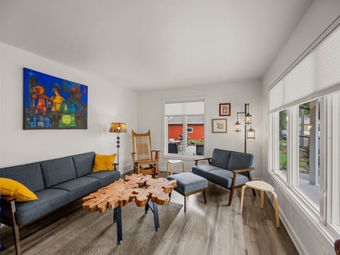 Modern decor throughout