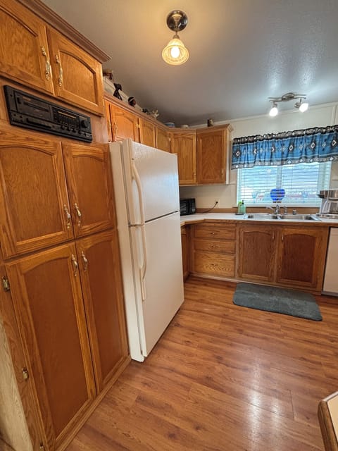 Large, fully stocked kitchen for your cooking pleasure.