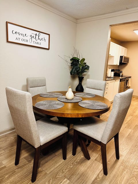 Spacious Dining area