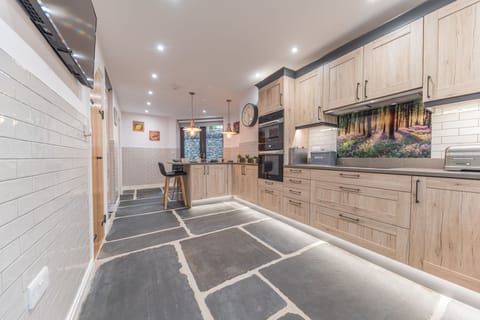 Cragg Cottage kitchen