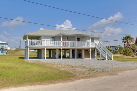 Dauphin Island Vacation Rental | 3BR | 2BA | Stairs to Enter | 1,300 Sq Ft