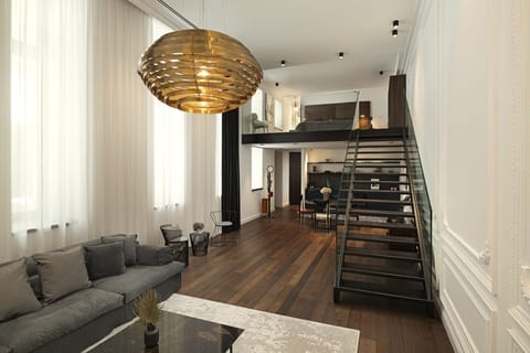 Luxury Duplex | Living area | TV