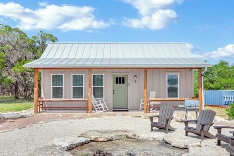 Cabin 5 at RusTx Ranch - The Getaway