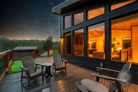 Step into luxury with this magical Smoky's experience!