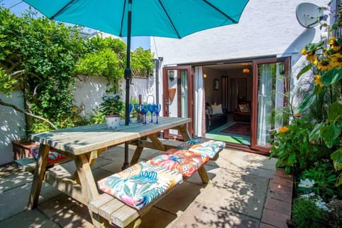 Rose Cottage - 3 Bedroom - Murton Mumbles (7579)