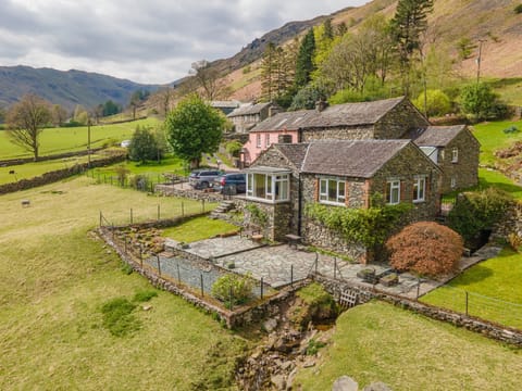Brookside Holiday Cottage - Patterdale