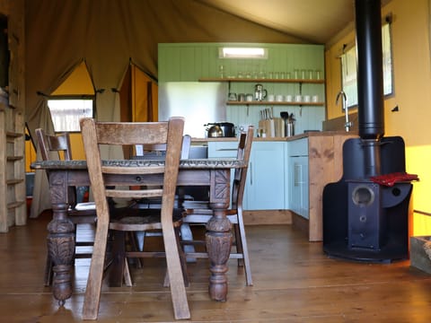 Open plan area which can accommodate up to six people