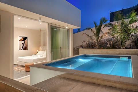 Luxury Suite, Sea View | Terrace/patio