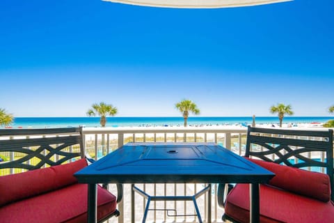 Condo, 1 Bedroom | Outdoor dining