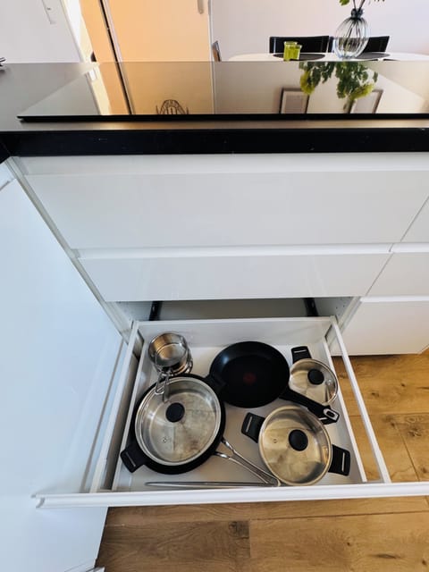 Family Quadruple Room, Garden View | Private kitchen | Oven, stovetop, dishwasher, electric kettle