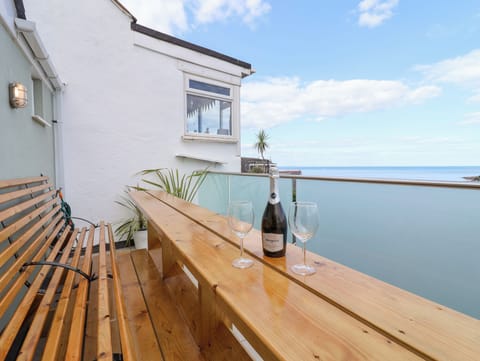 Cottage | Property grounds