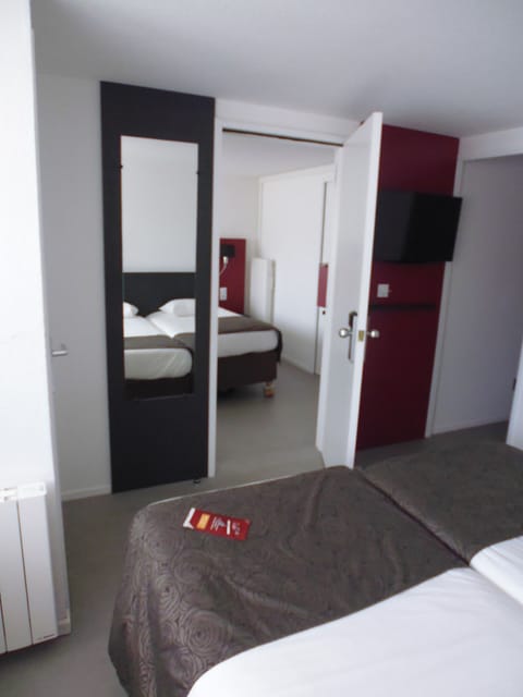 Desk, soundproofing, iron/ironing board, free cribs/infant beds