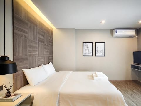 Basic Double Room, City View | Free WiFi, bed sheets