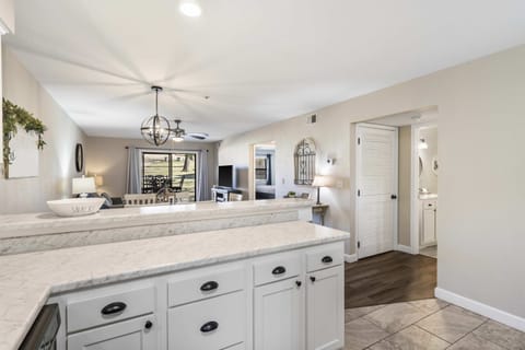 Condo, Multiple Beds, Balcony, Golf View (Fairway View) | Interior