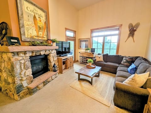 Welcoming Alpine Getaway in River Run Village