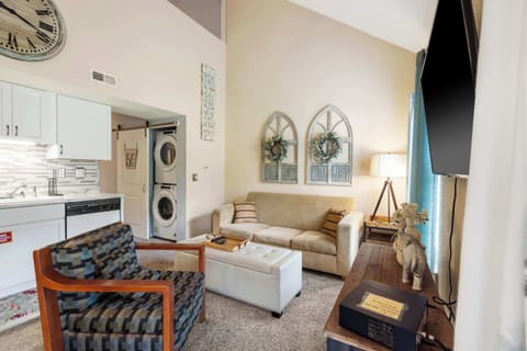 Condo, Multiple Beds, Balcony, Garden View (Warm Welcome Getaway) | Living area | 42-inch flat-screen TV with digital channels