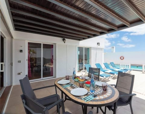 Casa Blanca - Al Fresco Dinning 