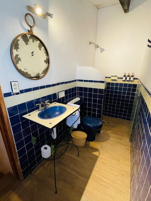 Superior Double Room | Bathroom