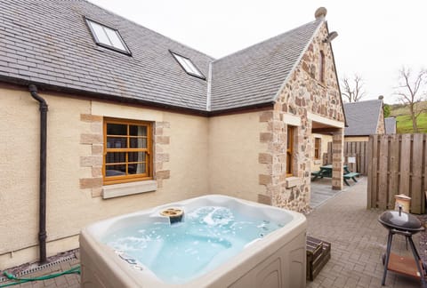 Appletree Cottage Hot Tub
