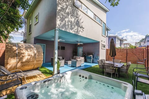 Backyard Oasis: 6 Person Hot Tub, Outdoor Dining Table w. 6 Chairs, Sauna & BBQ