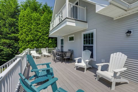 Narragansett Vacation Rental | 3BR | 1.5BA | Stairs Required | 1,509 Sq Ft