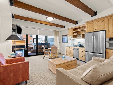 Living Area / Kitchen
