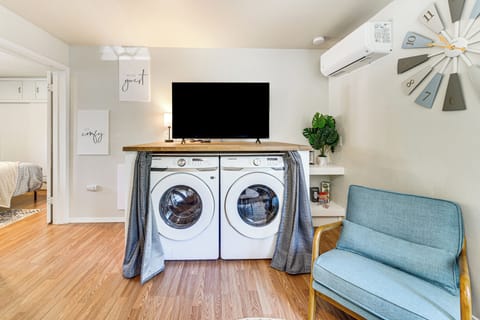House (1 Bedroom) | Interior