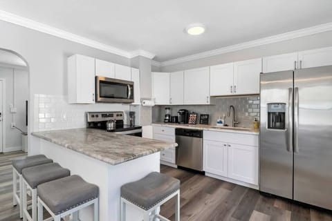 Fully stocked kitchen. Brew, blend, bake & toast with ease.