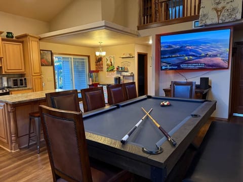 c1d0b6fd-ef76-408b-b1ac-eb9283fd233b