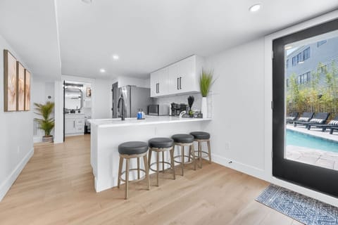 Island with additional bar seating for 4