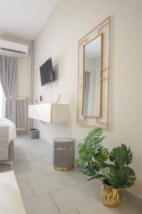 Comfort Apartment, Balcony, Ground Floor | Individually decorated, individually furnished, laptop workspace