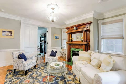 From the bedroom to the living room, this house is lined with beautiful, decorative fireplaces that add character and a pop of color to this home. 